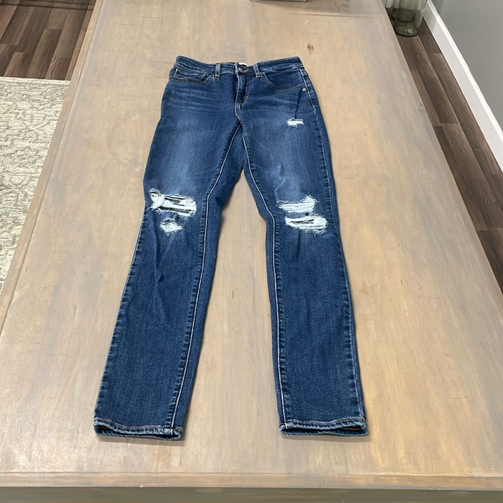 Levis High Waisted Skinny Jeans